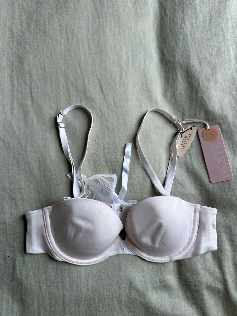 Victoria's Secret Vintage White Biofit Multi-Way Bra